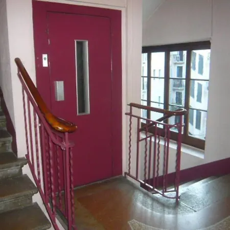Apartment Studio Meuble Idealement Situe